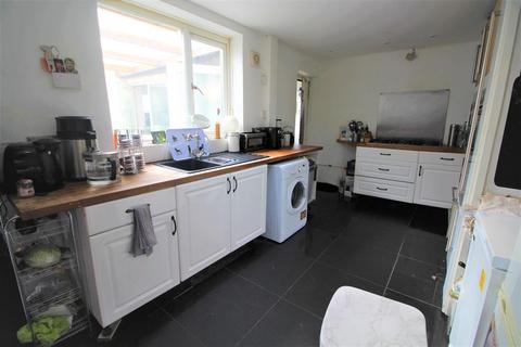3 bedroom terraced house for sale - Crowland Road, Manchester, M23 2UU
