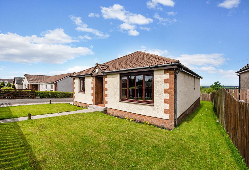 Main Street, Airdrie, Lanarkshire 3 bed bungalow £280,000