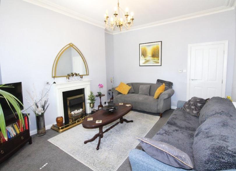 Derby Square Douglas, Douglas, Isle of Man, IM1 3 bed duplex for sale
