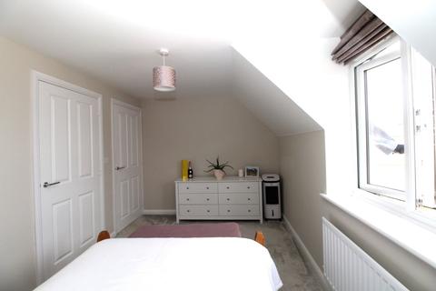 34 Pear Tree Leaze, Patchway, Bristol, BS34 5SY