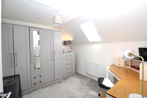 34 Pear Tree Leaze, Patchway, Bristol, BS34 5SY