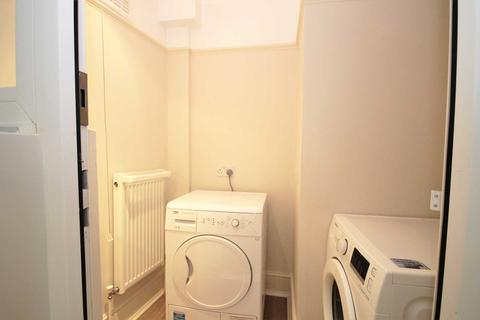 14 Churston Drive, Morden, SM4 4JB