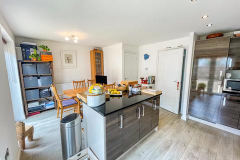 23 Edgeworth Close, Slough, SL3 7FS