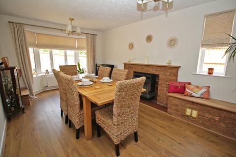 2 bedroom detached bungalow for sale - Tollhouse Road, Costessey