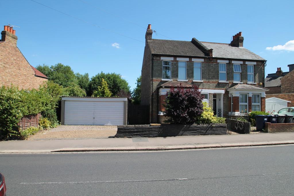 Park Road, New 3 bed semidetached house £775,000