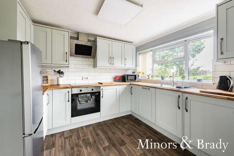 31 Hale Road, Bradenham, Thetford, IP25 7RA