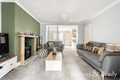 31 Hale Road, Bradenham, Thetford, IP25 7RA