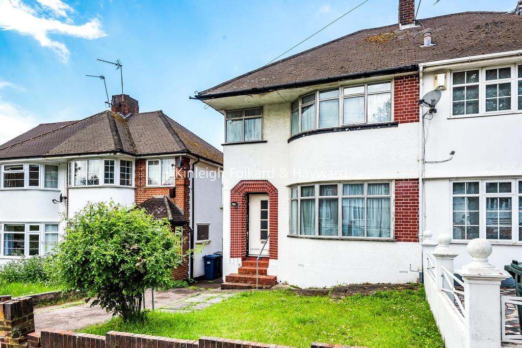 Ashfield Road, Southgate 3 bed semidetached house £650,000
