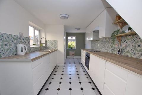 4 Columbia Road, Grimsby, DN32 8EA