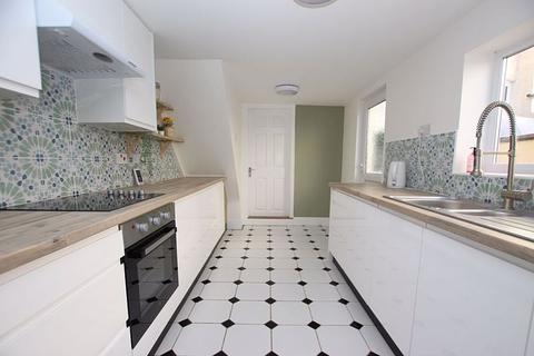 4 Columbia Road, Grimsby, DN32 8EA