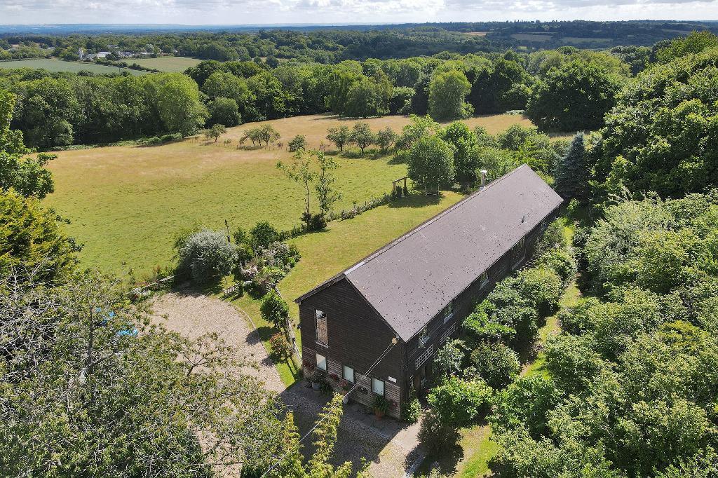 Hawkhurst Road, Cranbrook, Kent, TN17 3QD 6 bed detached house for sale