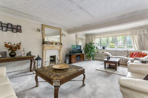 6 Norton Park, Ascot, SL5 9BW