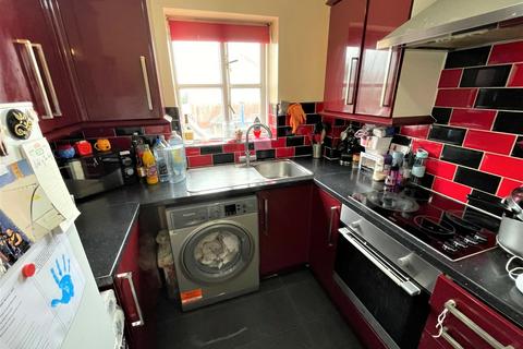 1 bedroom flat for sale, Bellingham Court, Barking