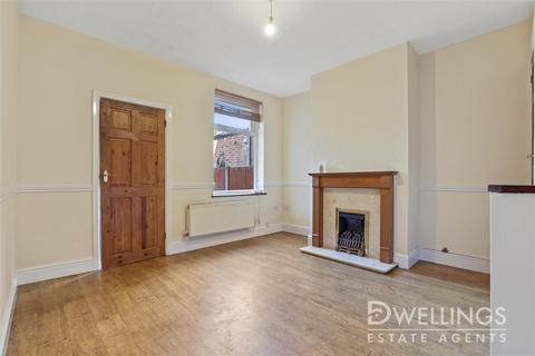 9 Woods Lane, Burton-on-trent, DE15 9EE