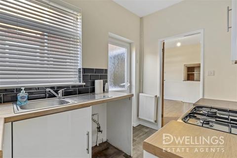 9 Woods Lane, Burton-on-trent, DE15 9EE