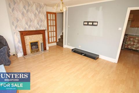 25 Upper Green, Bradford, BD7 4EZ