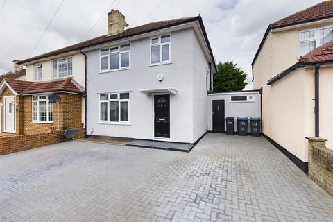 43 North Downs Road, New Addington, Croydon, CR0 0LE