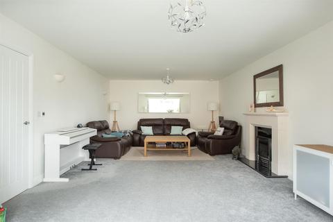 4 Harrup Close, Stoke Hammond, Milton Keynes, MK17 9FT