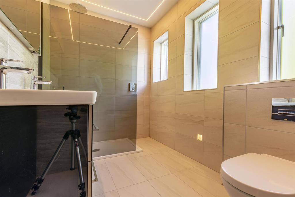 Ensuite DSC9746-HDR copy.jpg