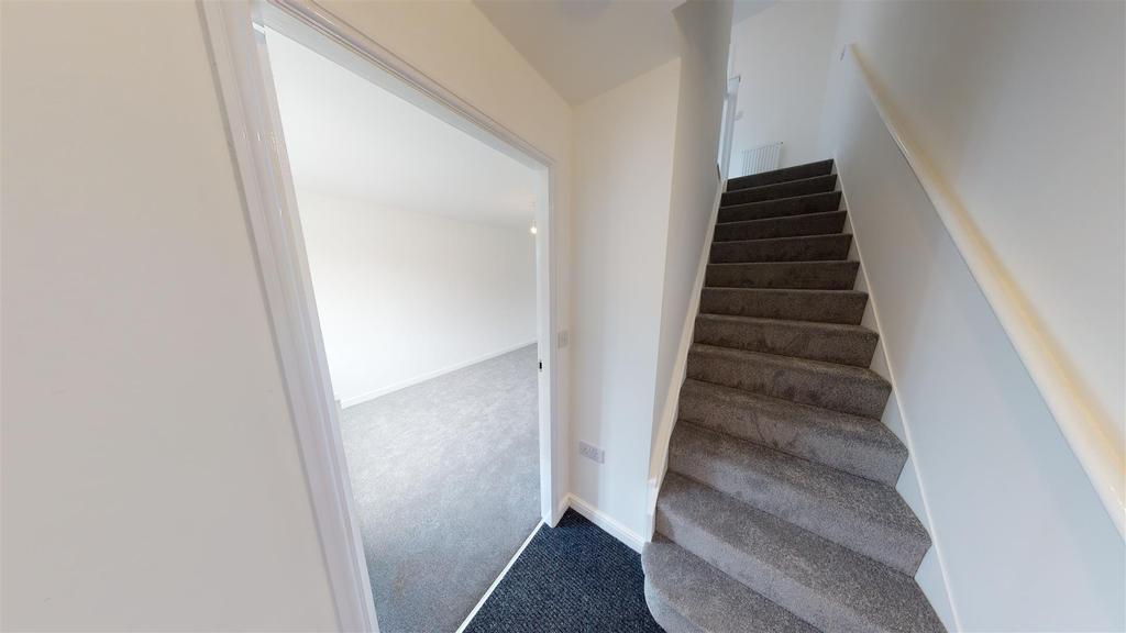 Courtfield Drive Entrance/Stairway