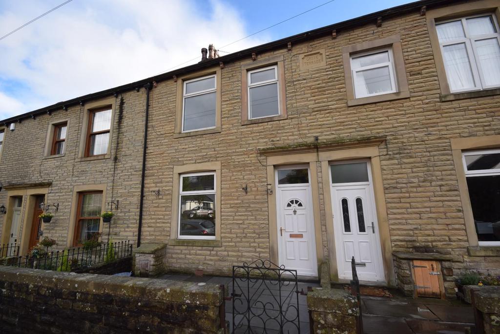 Wheatley Lane Road, Fence, Burnley 3 bed terraced house £700 pcm (£