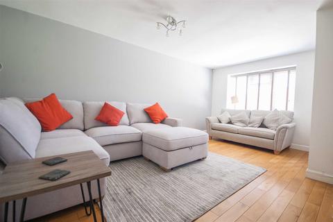 58 Blacklock, Chelmer Village, Chelmsford, CM2 6QL