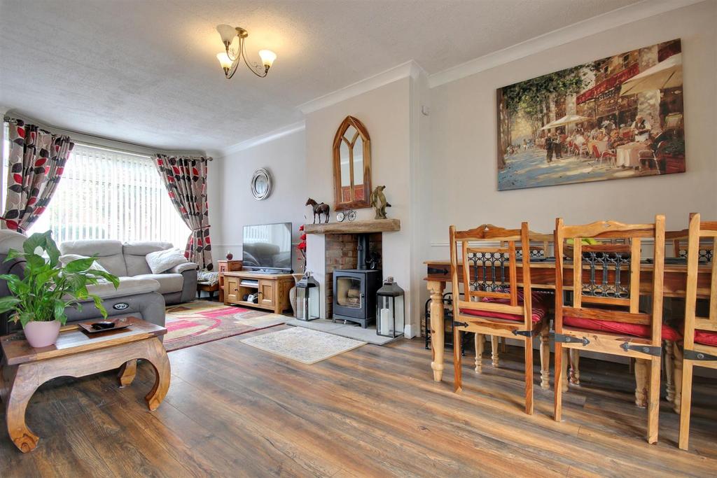 Parkside Close, Cottingham 3 bed semidetached house £335,000
