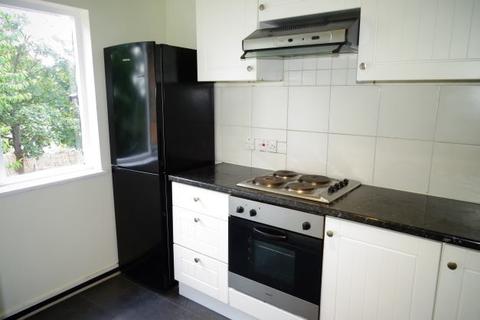 24 Deerhurst Close, Feltham, TW13 7HU