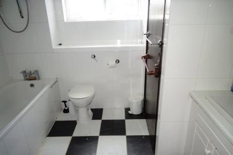 24 Deerhurst Close, Feltham, TW13 7HU