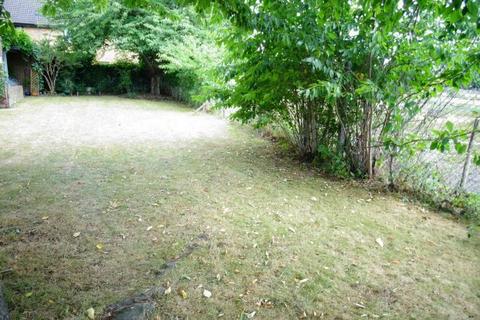 24 Deerhurst Close, Feltham, TW13 7HU