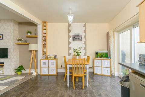 57 Barton Road, Bristol, BS2 0LF