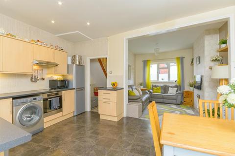 57 Barton Road, Bristol, BS2 0LF