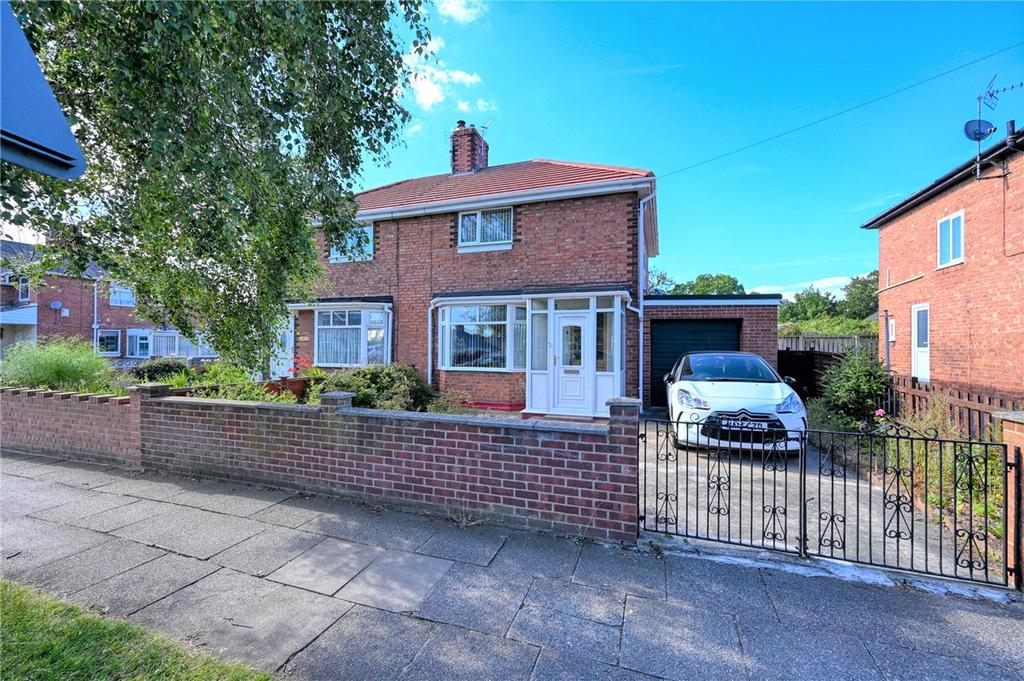 Parkside, Darlington, DL1 2 bed semidetached house £120,000