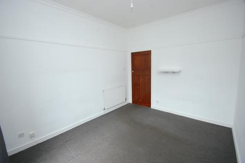128 Trinity Avenue, Glasgow, G52 3EJ