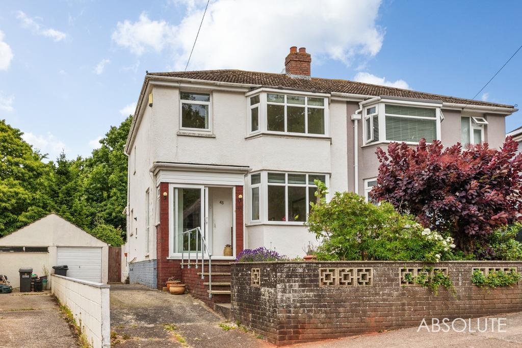 Hawkins Avenue, Torquay, Devon, TQ2 3 bed semidetached house £299,950