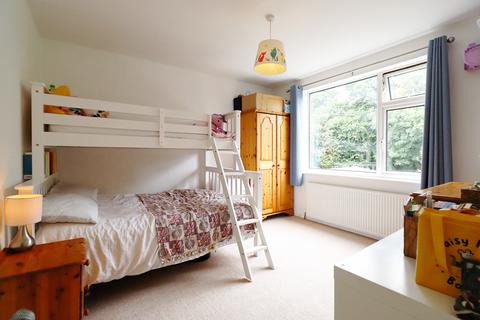 15 Ferndale, Bromley, BR1 2RX