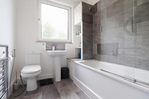 15 Ferndale, Bromley, BR1 2RX
