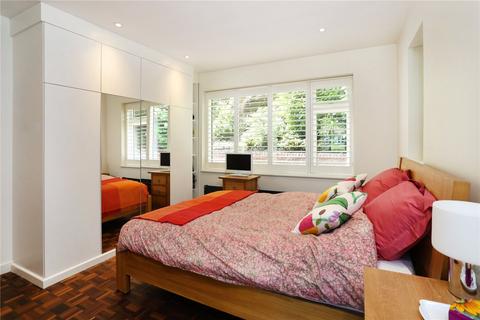 3 bedroom bungalow for sale, Ford Lane, Farnham, Surrey, GU10