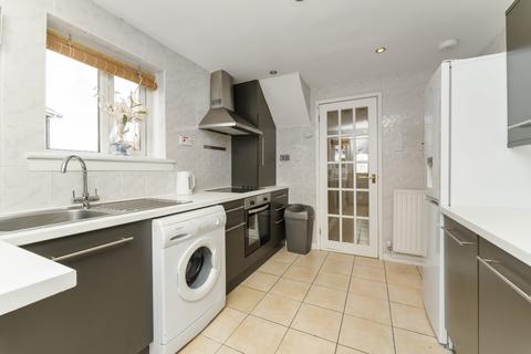 72 Eskhill, Penicuik, EH26 8DQ