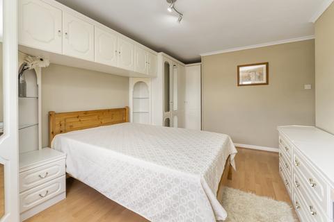 72 Eskhill, Penicuik, EH26 8DQ