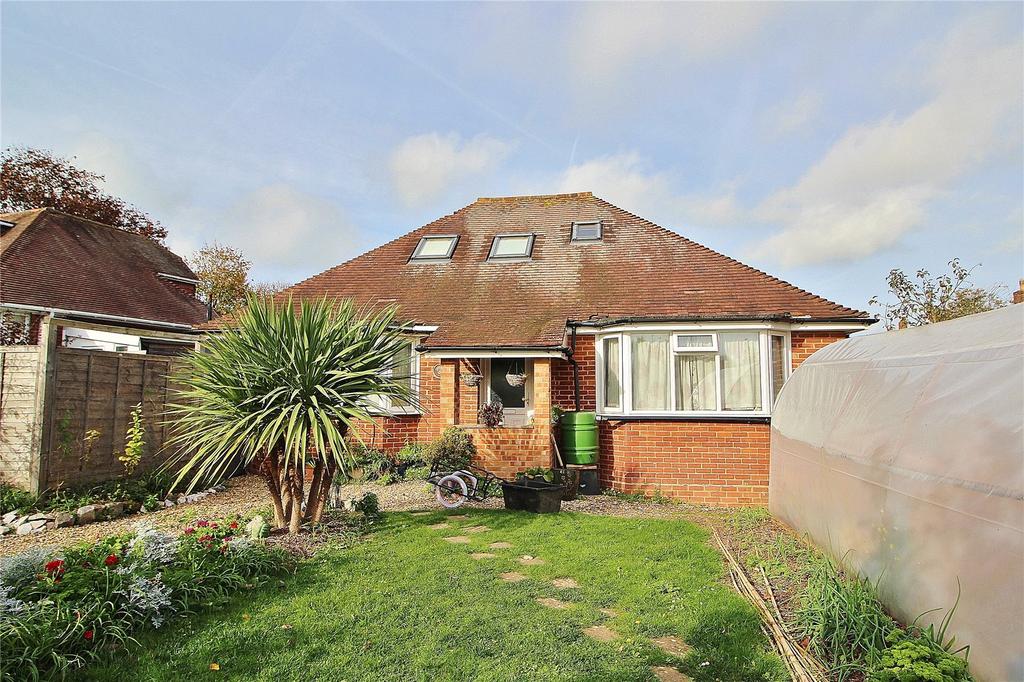 Downside Avenue, Findon Valley... 4 bed bungalow £525,000