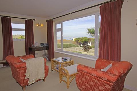 6 bedroom bungalow for sale - Route de Crabby , Alderney  GY9
