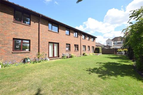 2 bedroom apartment to rent - Clarence Court, Clarence Road, Windsor, Berkshire, SL4