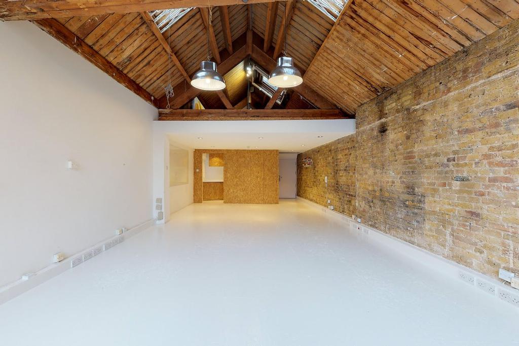 17 Willow Street, London, EC2A 4BH Office £555,000
