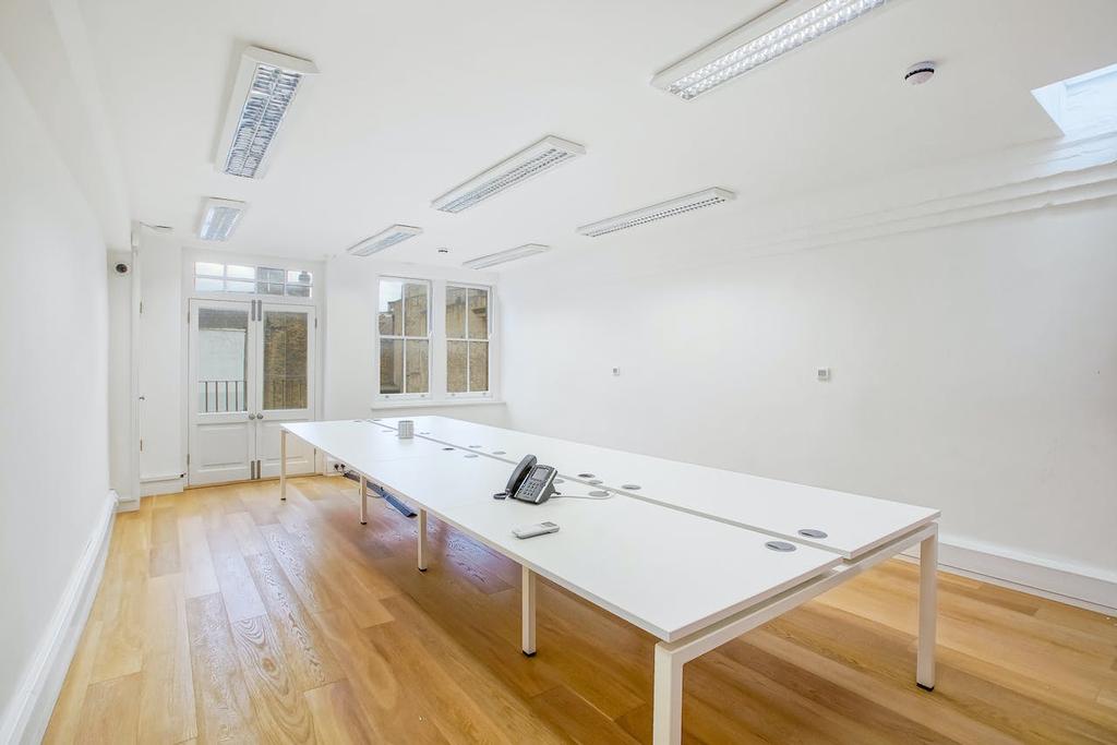 Office 4.jpg