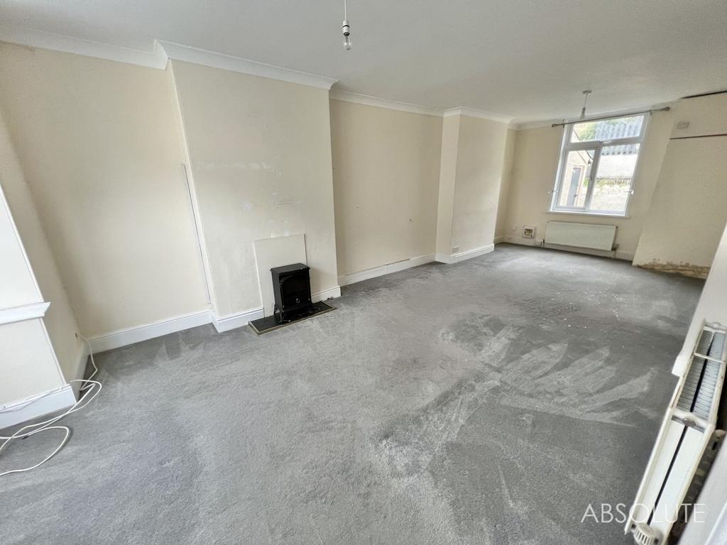 Egerton Road, Torquay, Devon, TQ1 3 bed terraced house £215,000