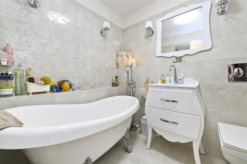 1 bedroom apartment for sale, Russell Road, London, W14
