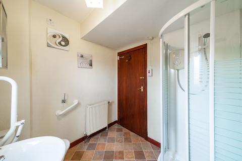 32 Braehead, Cupar, KY15 4BE