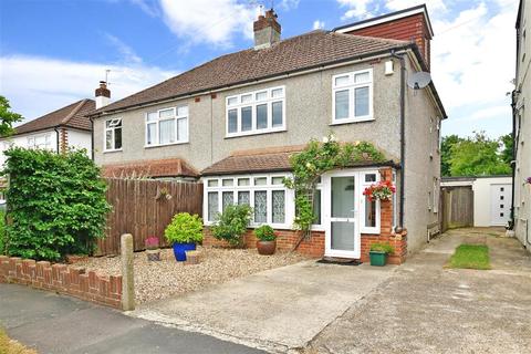 135 Hitchings Way, Reigate, RH2 8EP