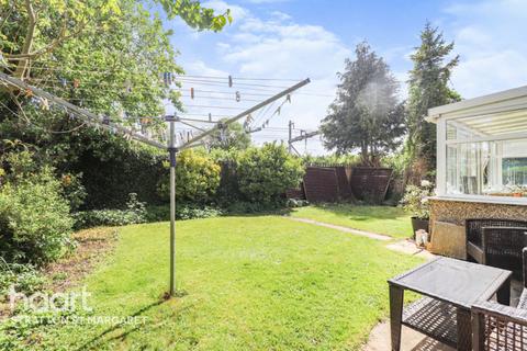 27 Bridge End Road, Swindon, SN3 4PD